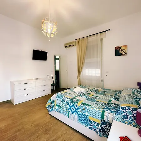 Guest House La Maddalena-3